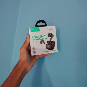 Bluetooth Earbuds & Neckbands