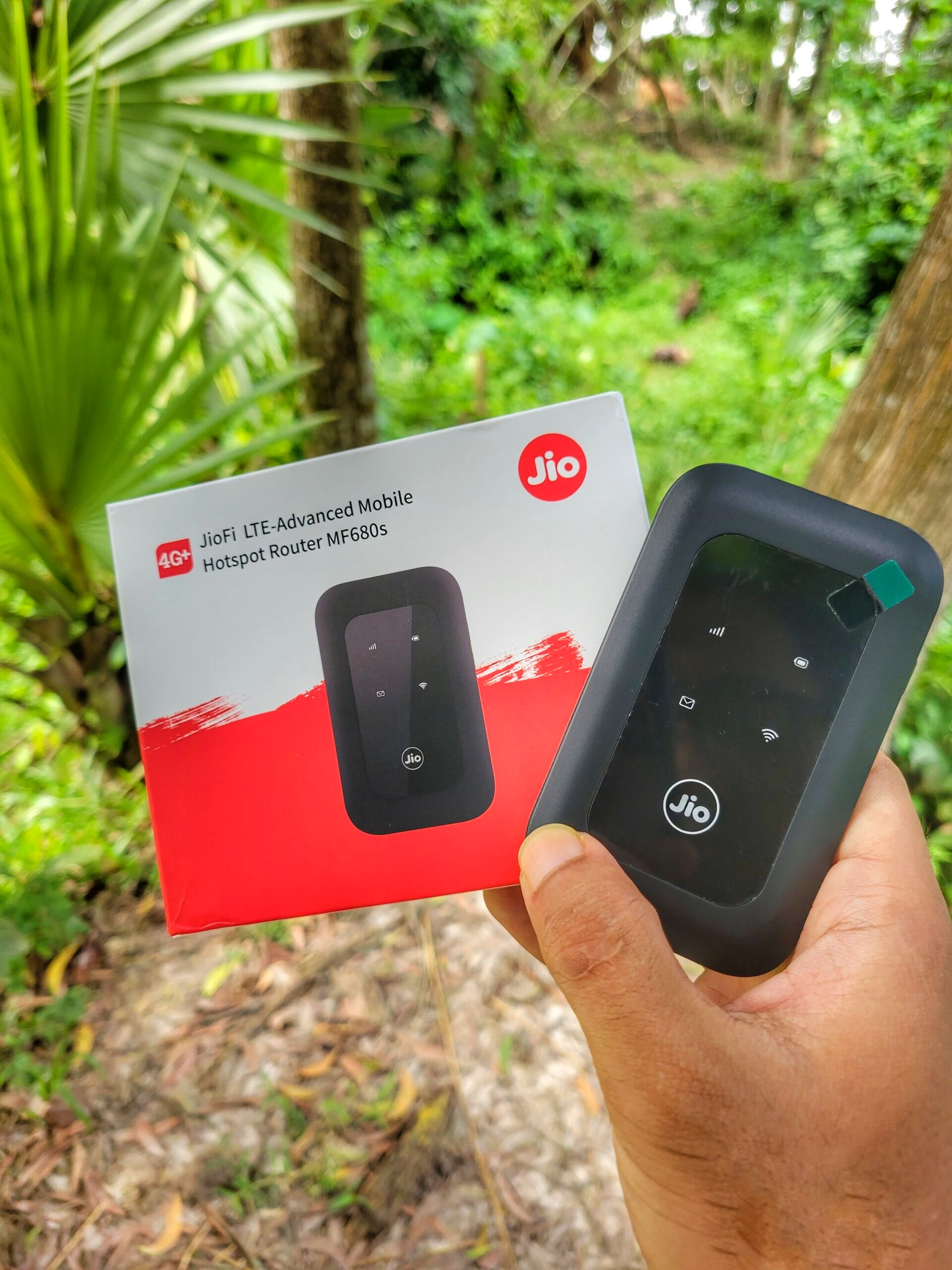 JioFi LTE Advanced Mobile Hotspot Router MF680s